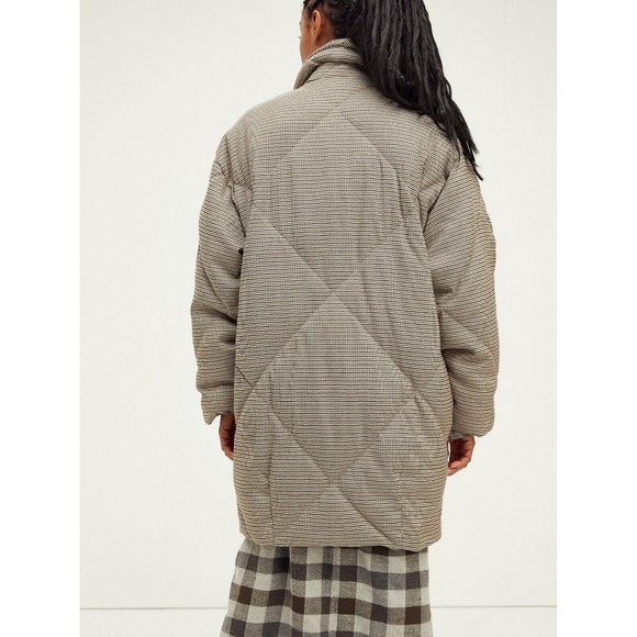 Free People Plaid Dre Cocoon Puffer Jacket Oversized Sz M Brown Button Frnt NWOT - Picture 4 of 16